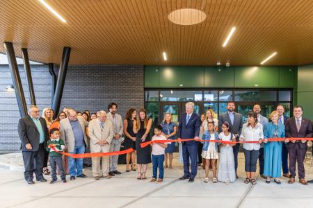 Gladstone Elementary Ribbon Cutting